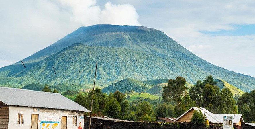 Guide to Mount Nyiragongo